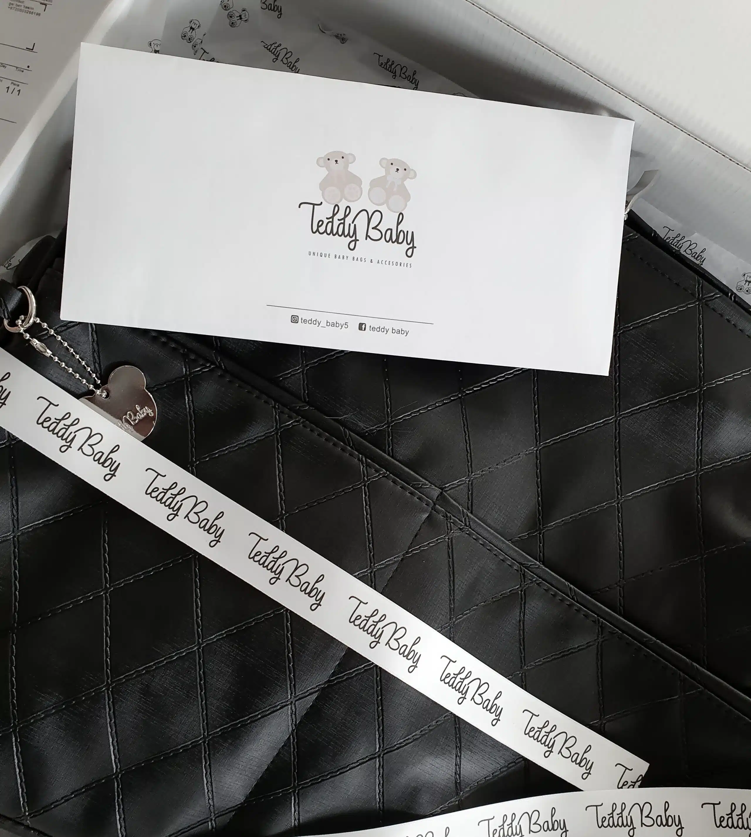 ⁦תיק החתלה - שחור מעוינים⁩ – תמונה ⁦7⁩