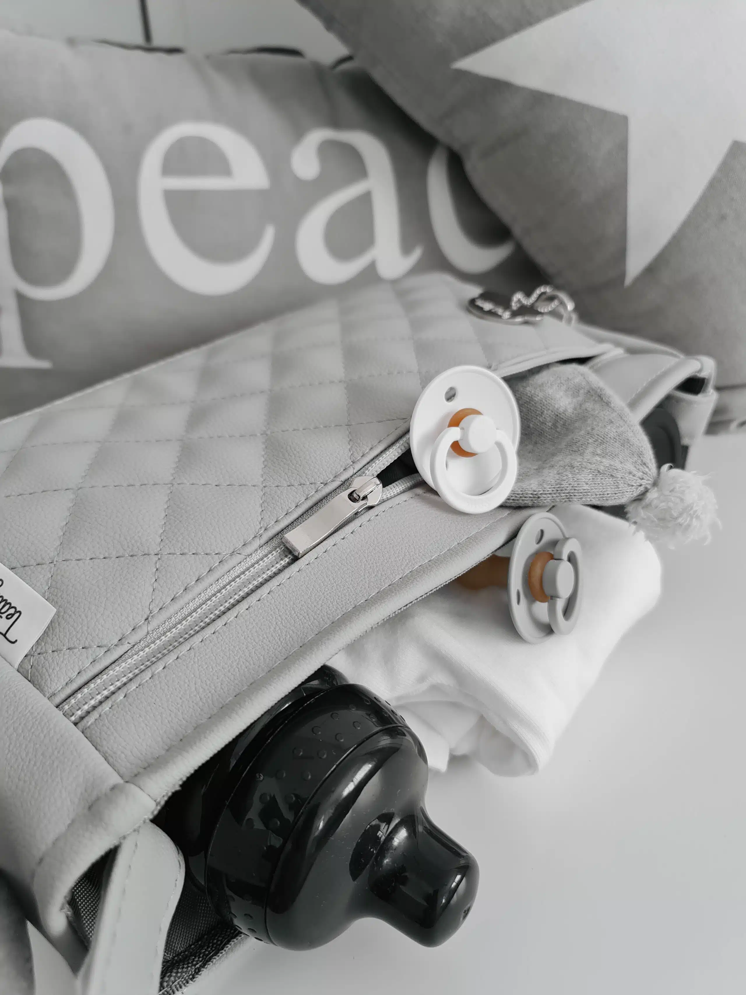 ⁦QUICKY BAG אפור בטון⁩ – תמונה ⁦8⁩