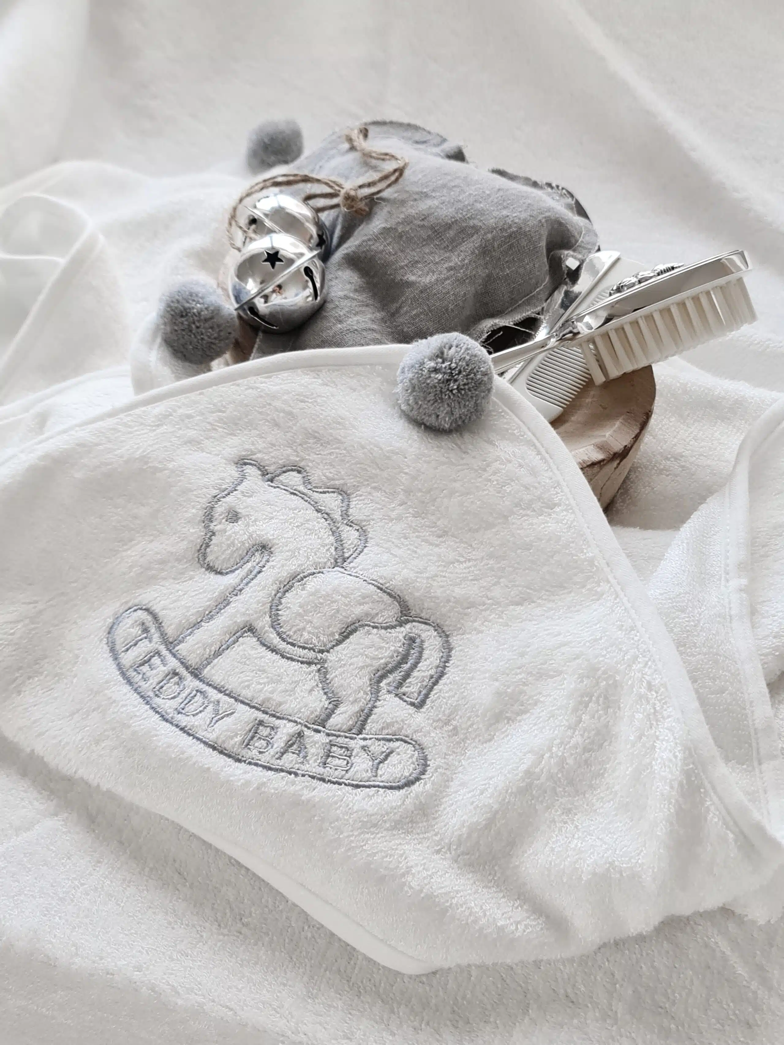 ⁦BABY TOWEL POMPOM GRAY⁩ – תמונה ⁦5⁩