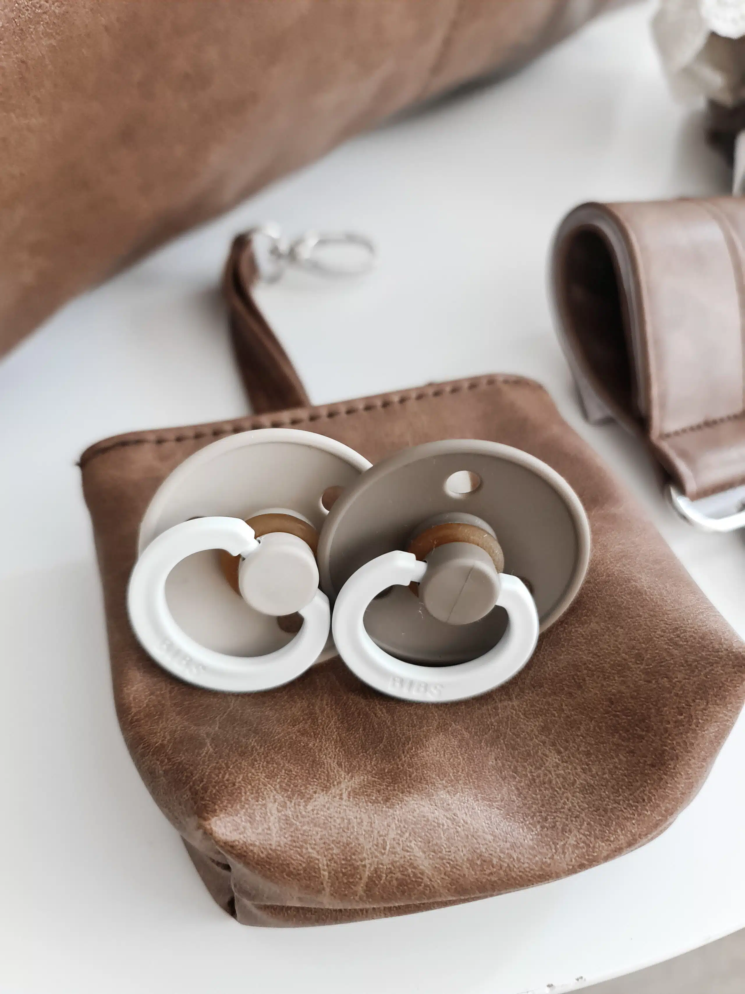 ⁦תיק החתלה - שוקולד⁩ – תמונה ⁦4⁩