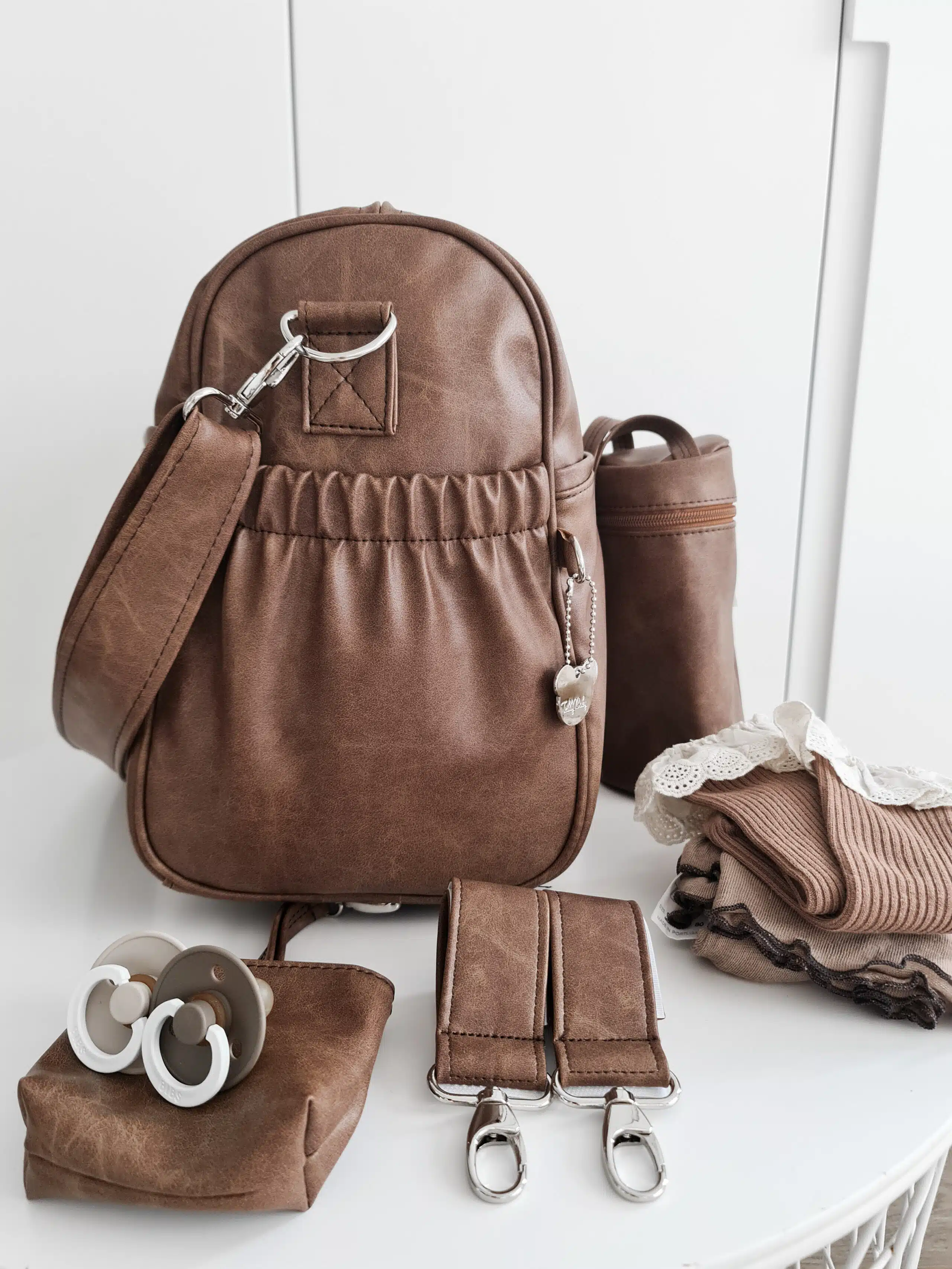 ⁦תיק החתלה - שוקולד⁩ – תמונה ⁦2⁩