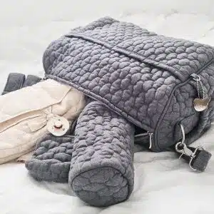 תיק החתלה - קוויליט אפור