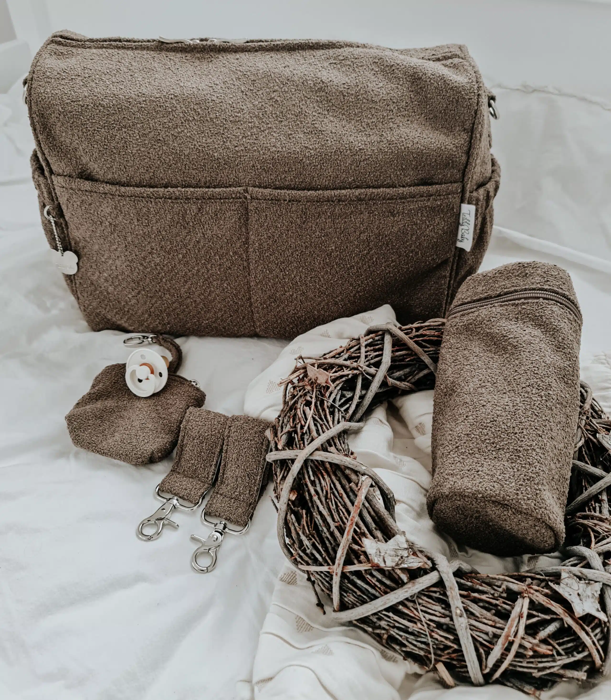 ⁦תיק החתלה - צמר חום⁩ – תמונה ⁦3⁩