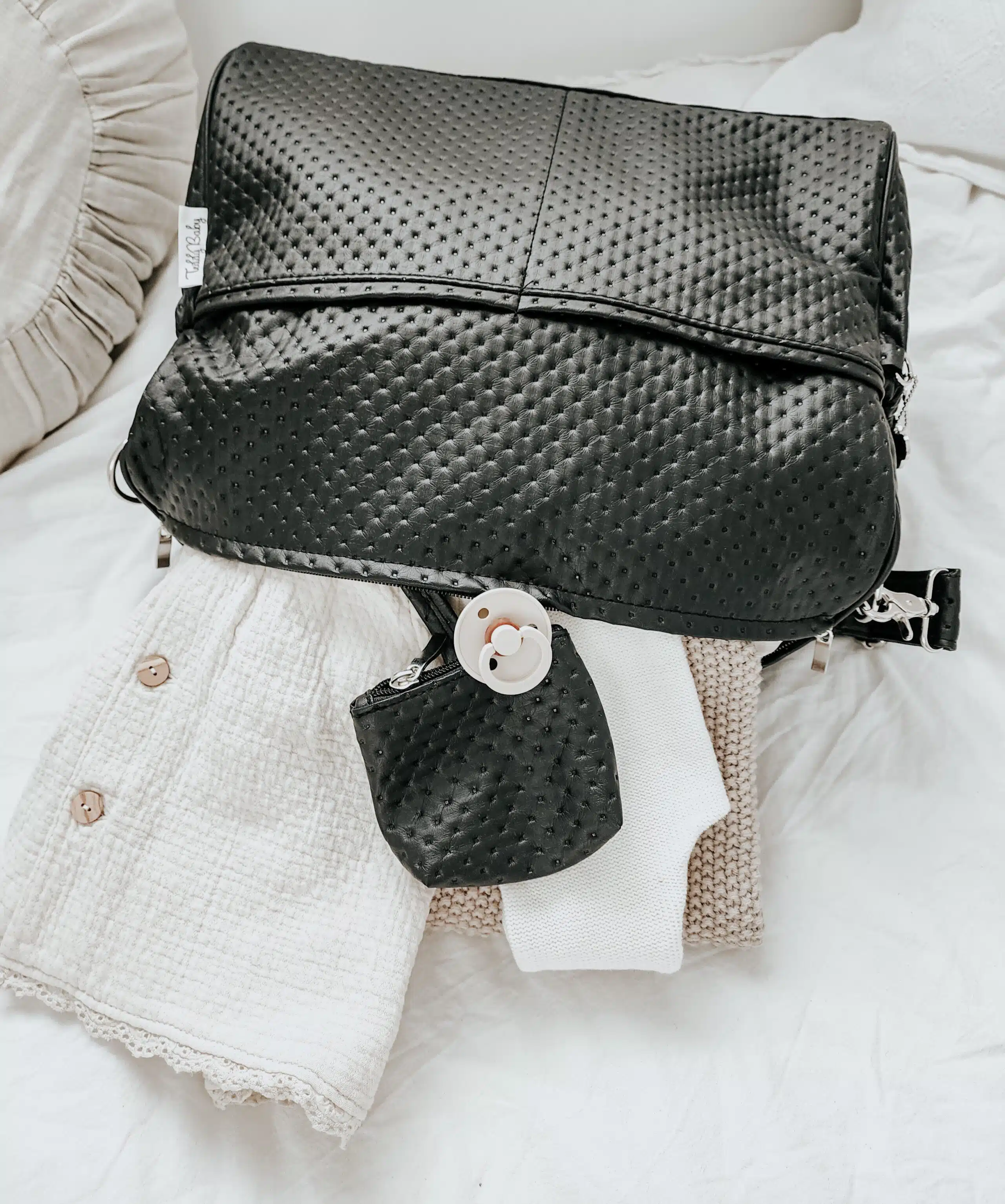 ⁦תיק החתלה - שחור נקודות⁩ – תמונה ⁦13⁩